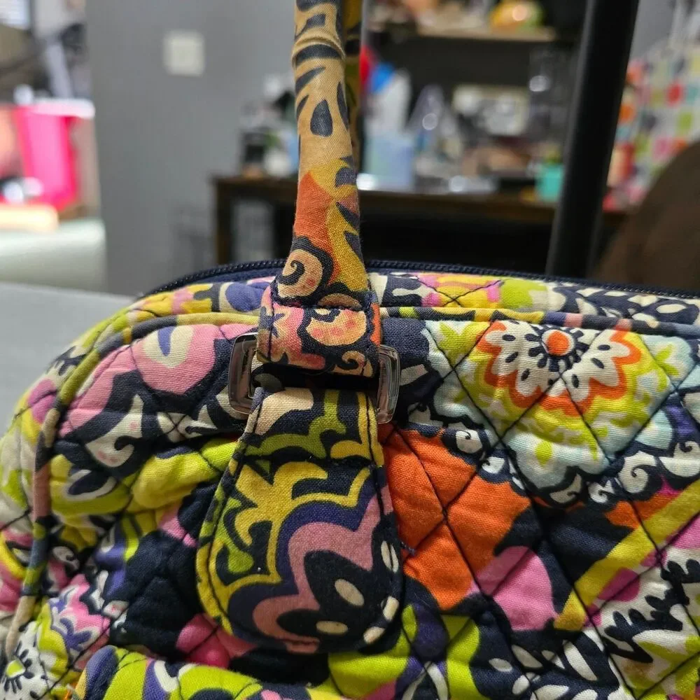Vera Bradley Women's Multi-Color Quilted Satchel Handbag Top Handle Bag - Picture 3 of 12